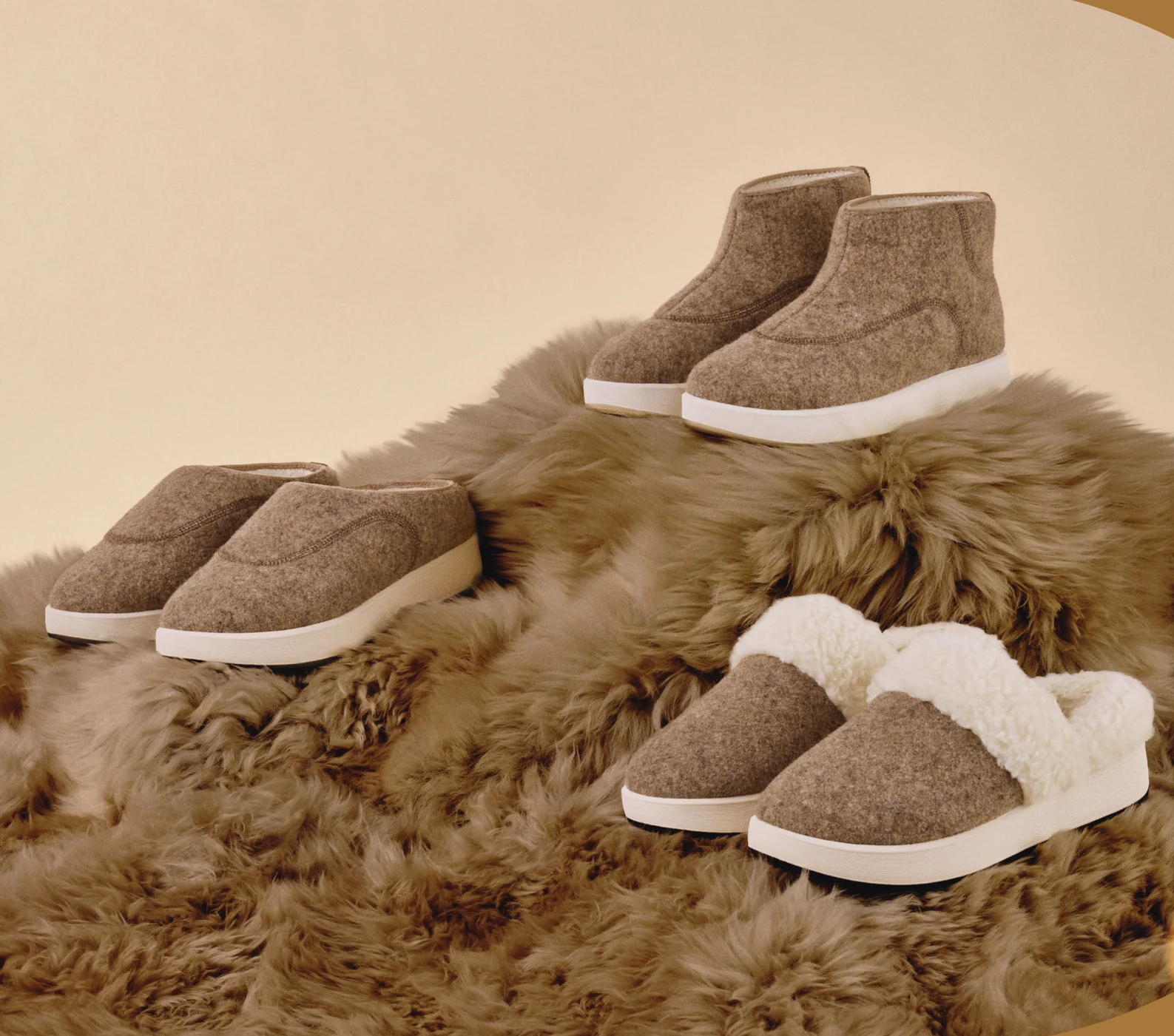 Allbirds-lightbrown-shoes-slippers Beige light brown AllBirds Shoes and slippers